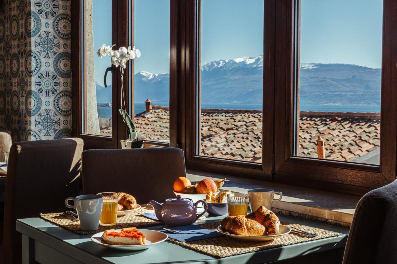 Antico Borgo B&B Con Spa - Adults Only Manerba del Garda Eksteriør billede