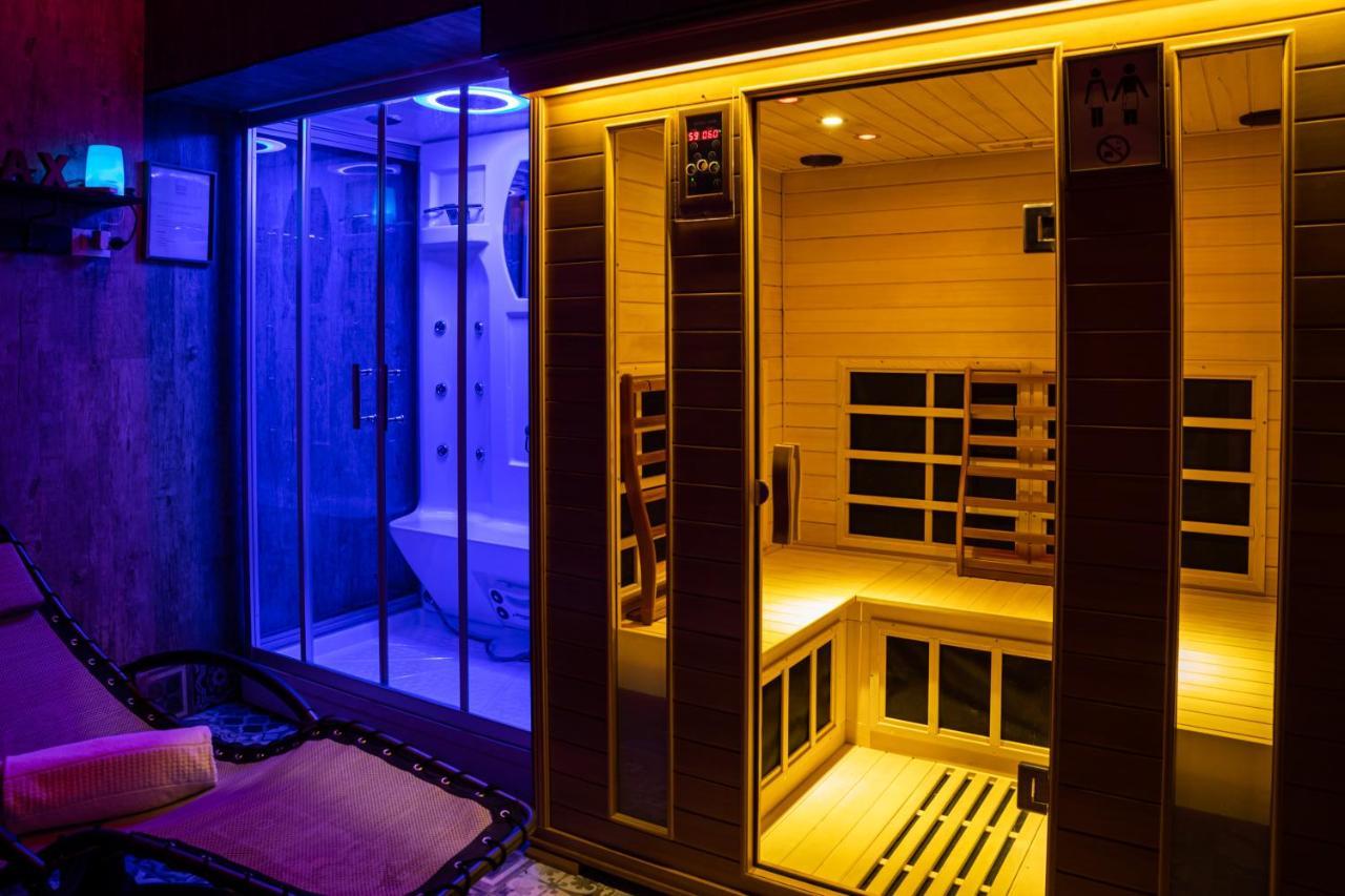 Antico Borgo B&B Con Spa - Adults Only Manerba del Garda Eksteriør billede