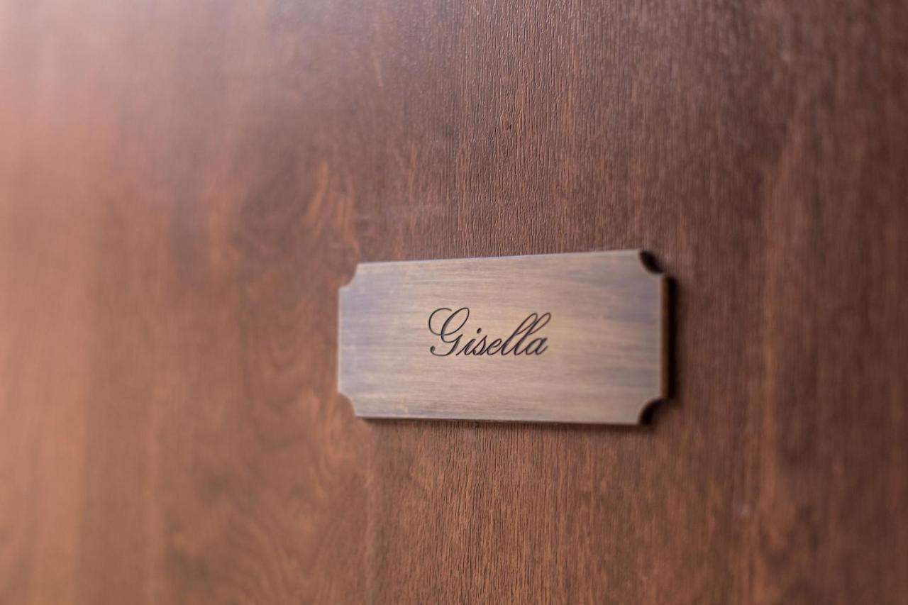 Antico Borgo B&B Con Spa - Adults Only Manerba del Garda Eksteriør billede