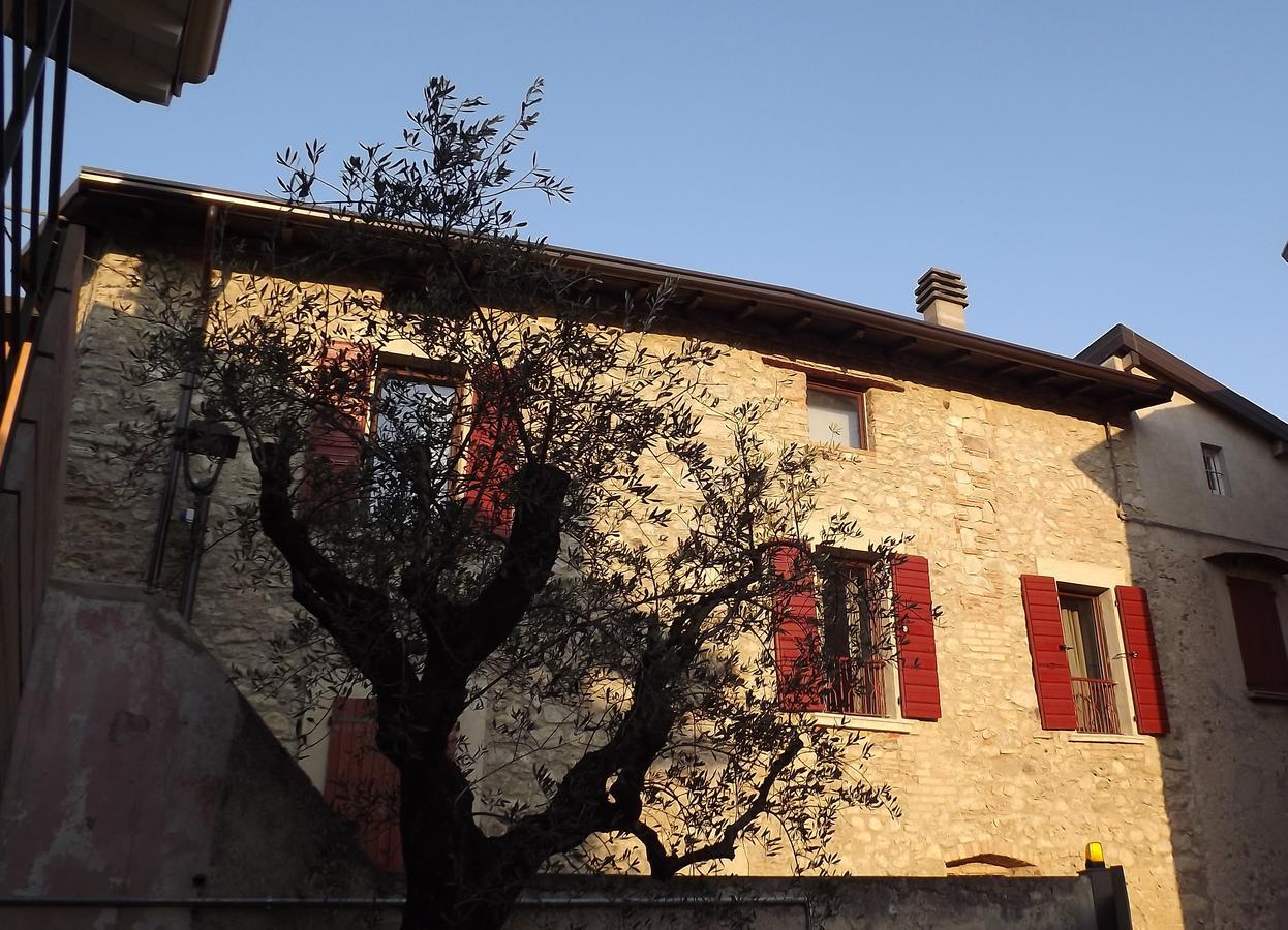 Antico Borgo B&B Con Spa - Adults Only Manerba del Garda Eksteriør billede