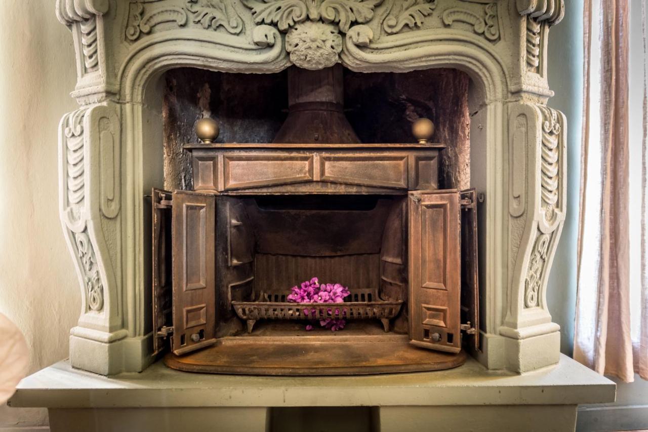 Antico Borgo B&B Con Spa - Adults Only Manerba del Garda Eksteriør billede