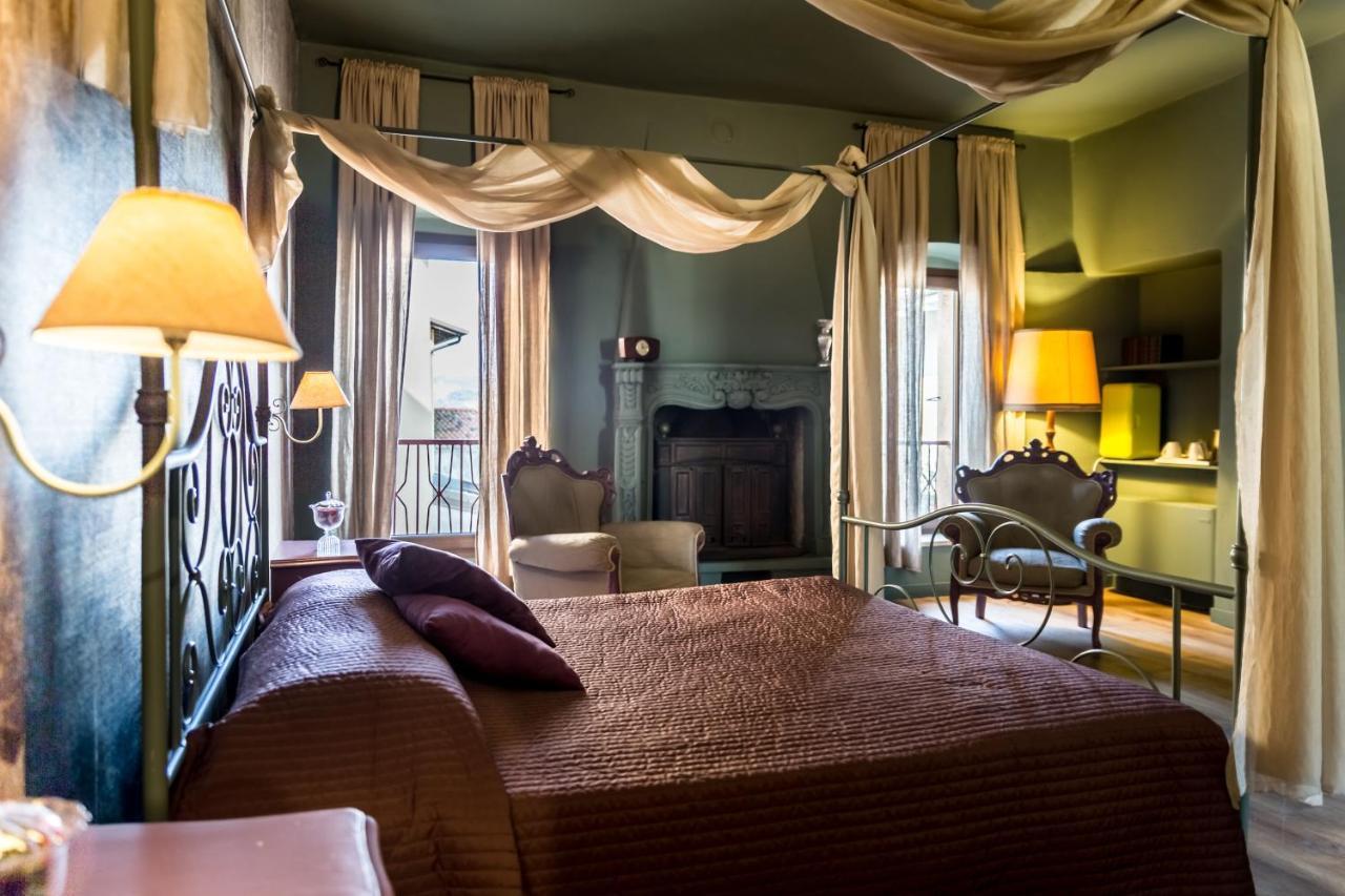 Antico Borgo B&B Con Spa - Adults Only Manerba del Garda Eksteriør billede