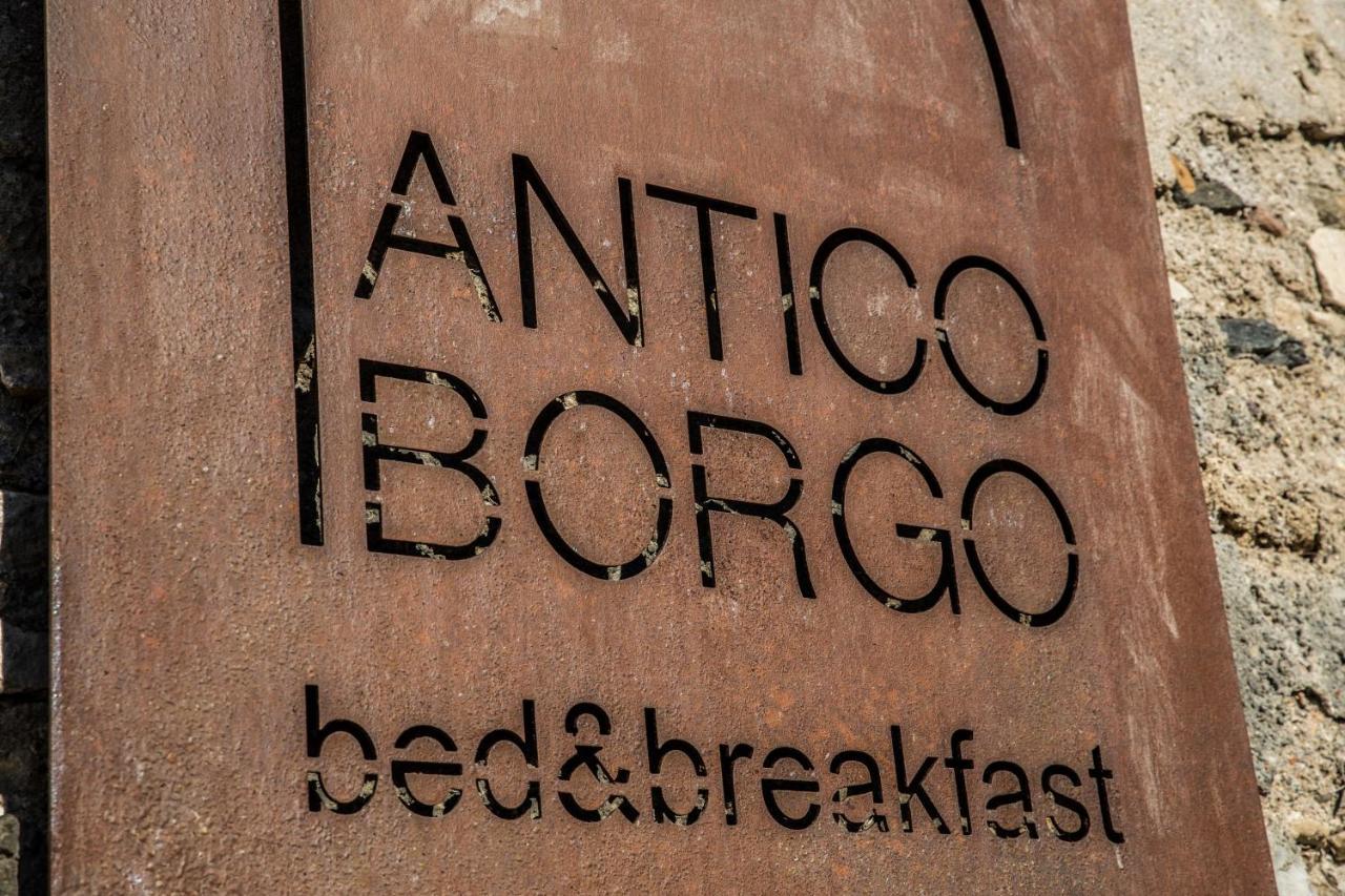 Antico Borgo B&B Con Spa - Adults Only Manerba del Garda Eksteriør billede