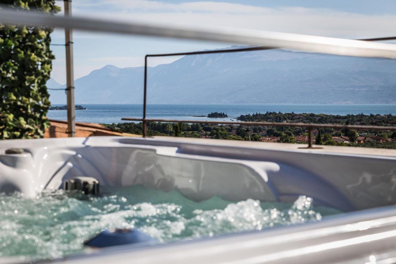 Antico Borgo B&B Con Spa - Adults Only Manerba del Garda Eksteriør billede