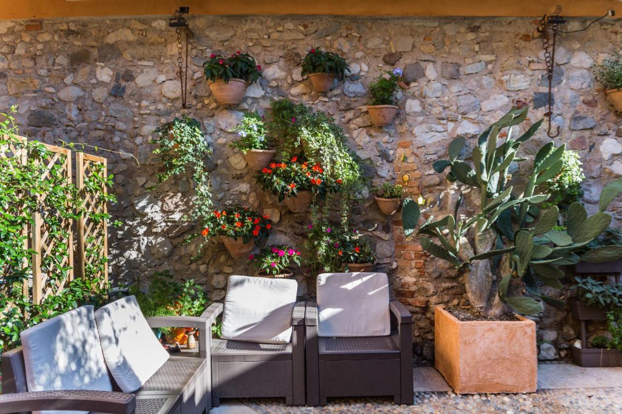 Antico Borgo B&B Con Spa - Adults Only Manerba del Garda Eksteriør billede