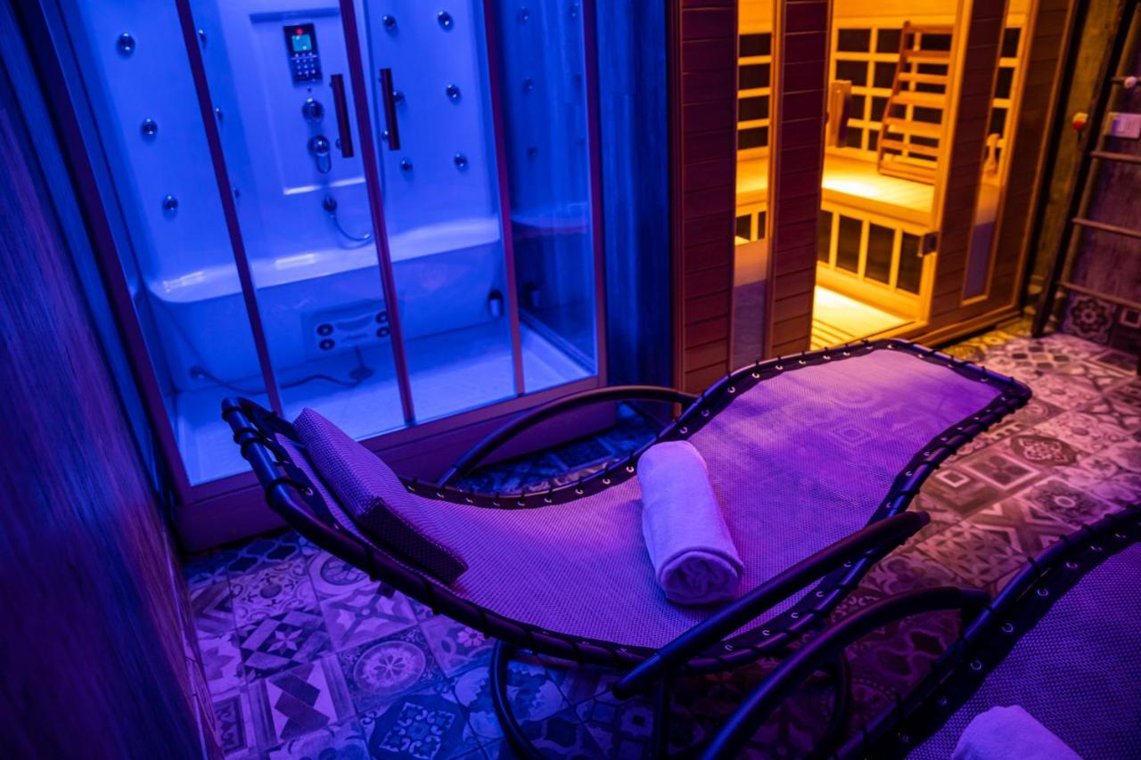 Antico Borgo B&B Con Spa - Adults Only Manerba del Garda Eksteriør billede